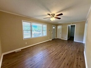 2869 Candlewood Ln in Dalzell, SC - Building Photo - Building Photo