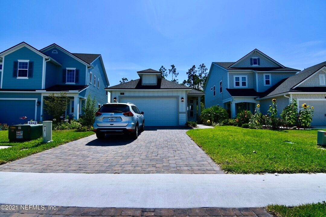 538 Vista Lake Cir in Nocatee, FL - Foto de edificio