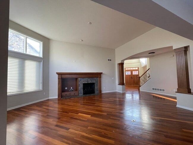 12424 Princeton Ave, Unit 17-322 in Eden Prairie, MN - Foto de edificio - Building Photo