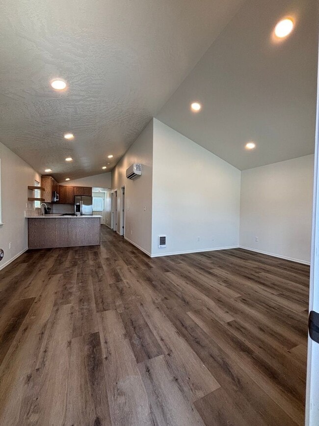 3730 S Quay St in Kennewick, WA - Building Photo - Building Photo