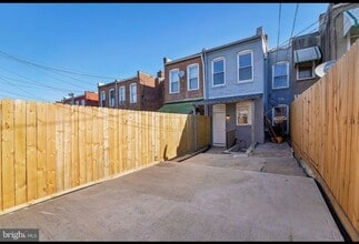 1930 Grinnalds Ave in Baltimore, MD - Foto de edificio - Building Photo