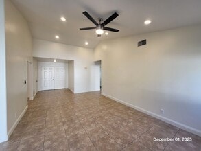 6580 Candleberry Rd in Las Vegas, NV - Building Photo - Building Photo