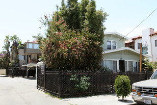 1516 E 5th St in Long Beach, CA - Building Photo