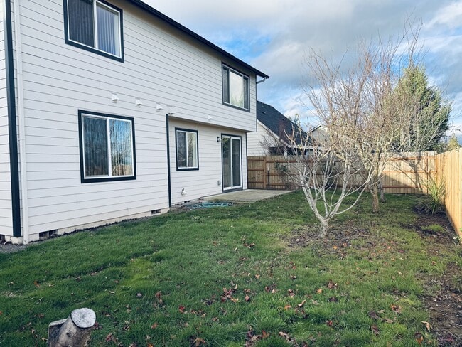 4388 Northside Dr NE in Keizer, OR - Building Photo - Building Photo