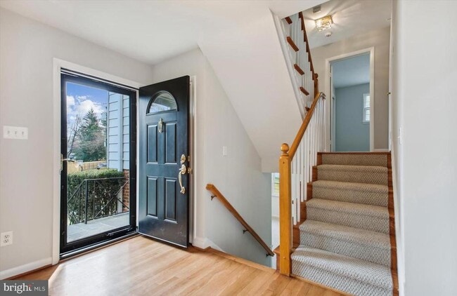 property at 7202 Heights Ct