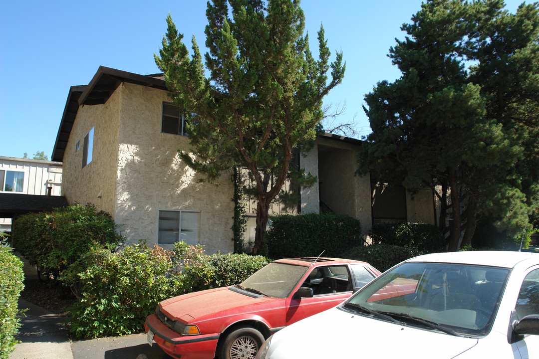 1301 Mulberry St in Chico, CA - Building Photo