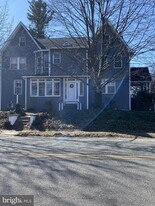 360 Elm Ave in Woodbury Heights, NJ - Building Photo