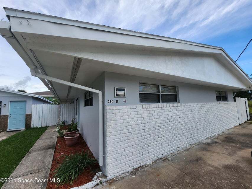 38 Elton St in Melbourne, FL - Building Photo