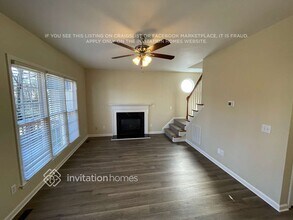 17400 Cambridge Grove Dr in Huntersville, NC - Foto de edificio - Building Photo