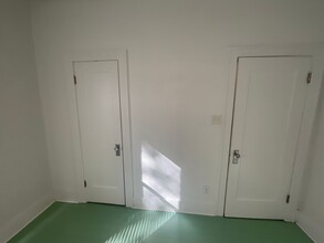 1706 Washington Ave in La Grande, OR - Building Photo - Building Photo