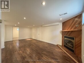 17 Ottawa Crescent in Guelph, ON - Building Photo - Building Photo