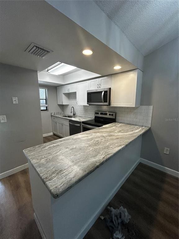 4089 Lake Forest Dr in Sarasota, FL - Building Photo - Building Photo