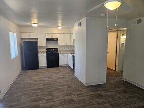 1241 E Cinnabar Ave in Phoenix, AZ - Building Photo - Building Photo