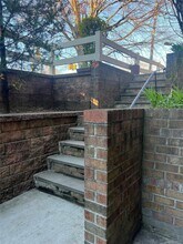 61-06 233rd St in Queens, NY - Building Photo - Building Photo