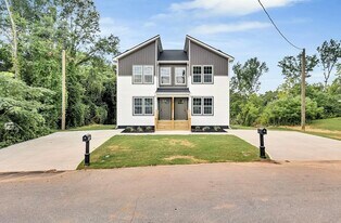 938 Logan St, Unit A in Spartanburg, SC - Building Photo