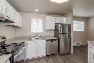 Providence Landing in Federal Way, WA - Building Photo - Building Photo