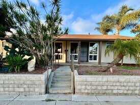 3980 Hiawatha Way in San Diego, CA - Building Photo