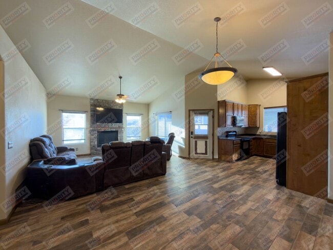 2121 Big Lost Dr in Gillette, WY - Building Photo - Building Photo