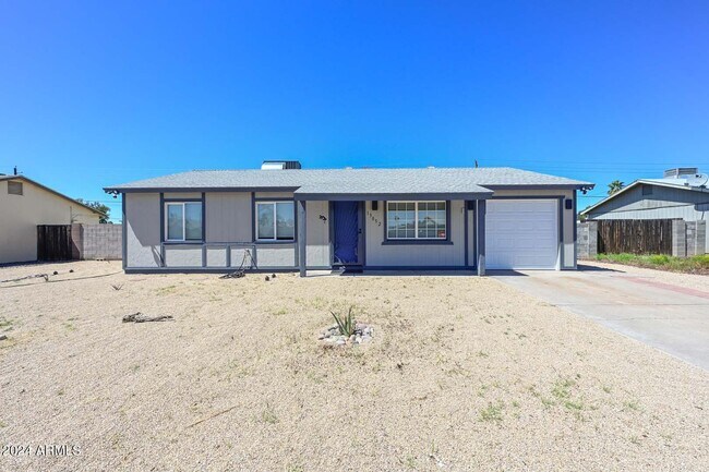 13052 N 40th Pl