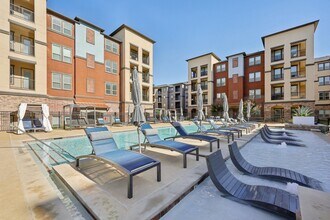 Luxia Craig Ranch in McKinney, TX - Foto de edificio - Building Photo