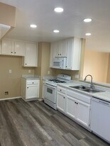 1365 Crafton Ave, Unit 1111 in Mentone, CA - Building Photo
