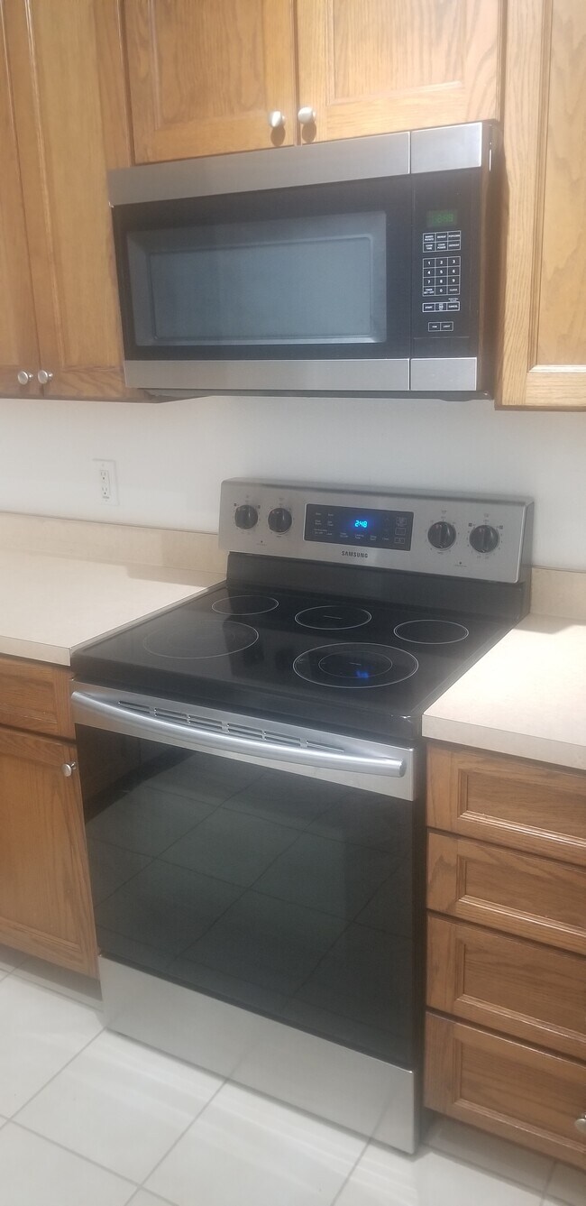10212 Regent Park Dr in Orlando, FL - Building Photo - Building Photo