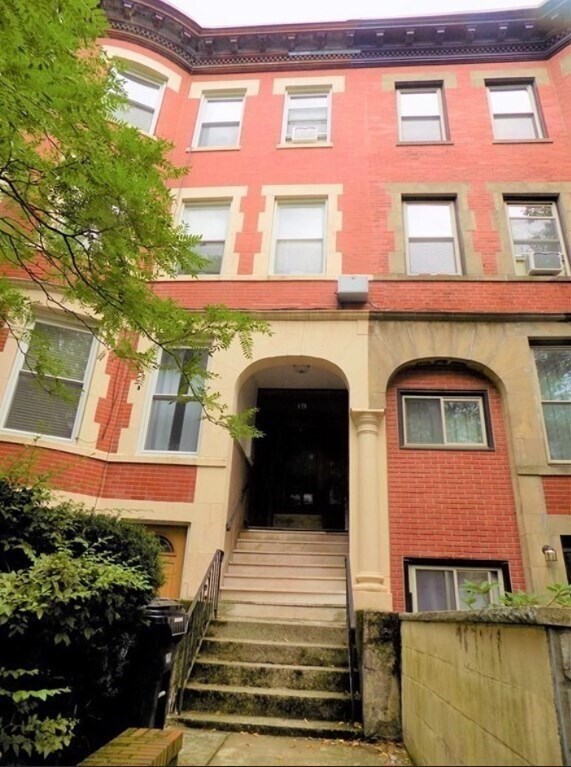 property at 19 University Rd