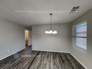 7914 Modesto Dr in Arlington, TX - Foto de edificio - Building Photo