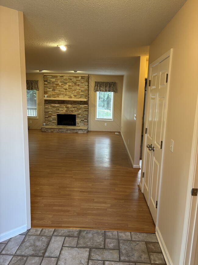 176 Kinloch Ct in Winston-Salem, NC - Building Photo - Building Photo