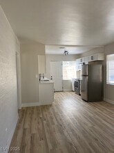 1626 Thelma Ln in Las Vegas, NV - Building Photo - Building Photo