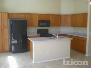 16559 W Post Dr, Unit 4706 in Surprise, AZ - Building Photo - Building Photo