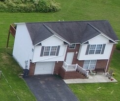 417 Blake Cir in Cookeville, TN - Building Photo