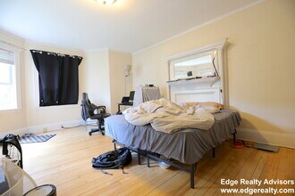 43 Elmira St, Unit 4 in Boston, MA - Foto de edificio - Building Photo