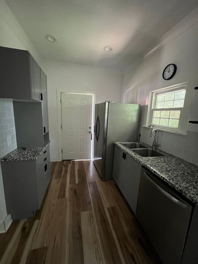 1323 Clay Ave in Waco, TX - Building Photo - Building Photo