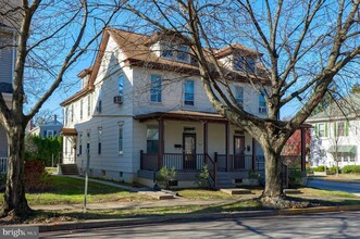 200 S Broad St in Lititz, PA - Building Photo - Building Photo