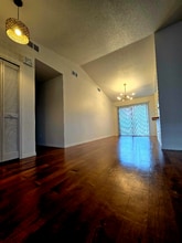 1084 Aaron Dr in Deltona, FL - Building Photo - Building Photo
