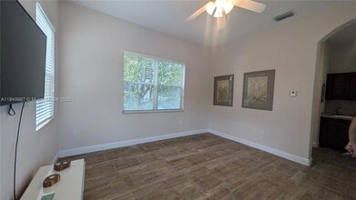 691 Ranch Rd. in Weston, FL - Building Photo - Building Photo