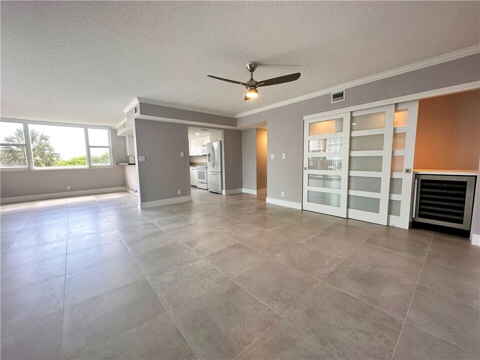 112 N Birch Rd, Unit 403 in Fort Lauderdale, FL - Building Photo
