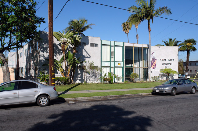 Hyde Park Manor in Inglewood, CA - Building Photo - Building Photo