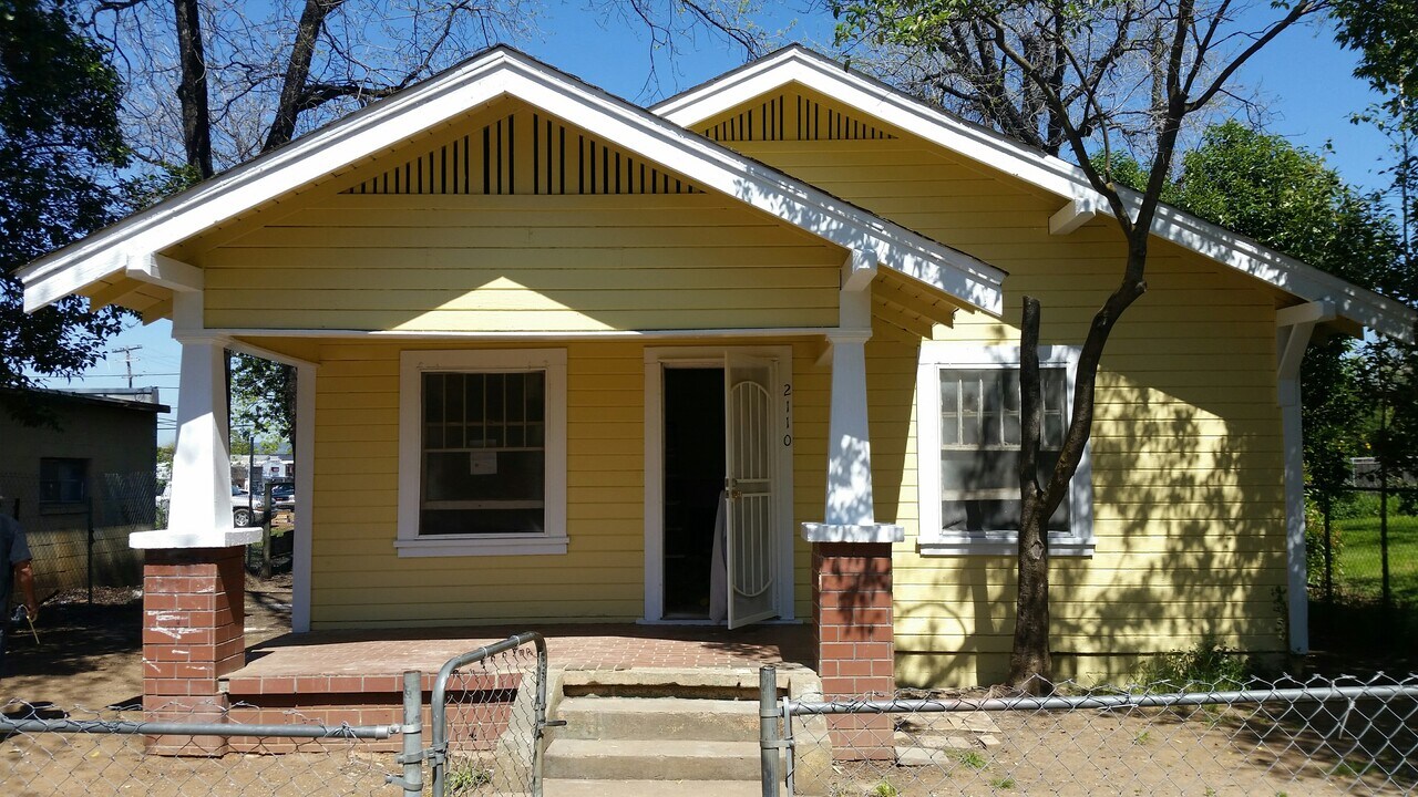 2110 A Street in Oroville, CA - Building Photo