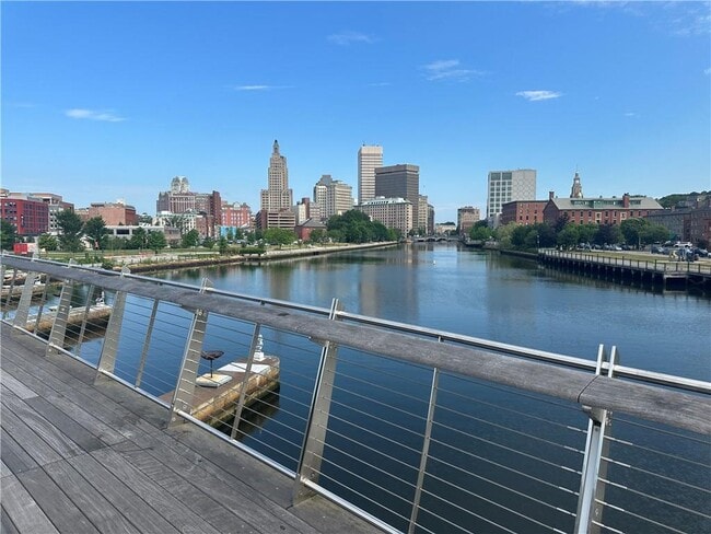 392 S Main St in Providence, RI - Building Photo - Building Photo
