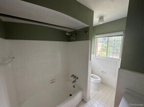 487 N Eton St in Birmingham, MI - Building Photo - Building Photo