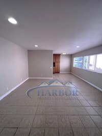 1020-1024 S Gaffey St