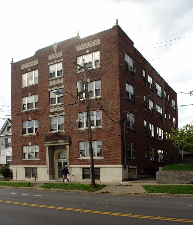 Wolverine in Syracuse, NY - Foto de edificio - Building Photo