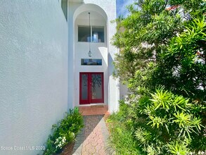 1716 St Djorge Ct in Cocoa Beach, FL - Building Photo - Building Photo