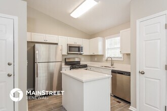 212 Remington Ct in Dallas, GA - Foto de edificio - Building Photo