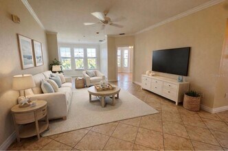 2755 Via Capri, Unit 1220 in Clearwater, FL - Building Photo - Building Photo