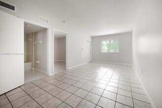 3398 NE 9th Dr in Homestead, FL - Building Photo - Building Photo