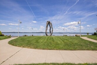 1321 Round Pointe Dr in Haverstraw, NY - Building Photo - Building Photo