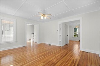 22 Sycamore Ln in Waterbury, CT - Building Photo - Building Photo